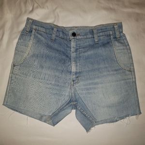Vintage Levi's | Cut-Off Mom Shorts | size 10